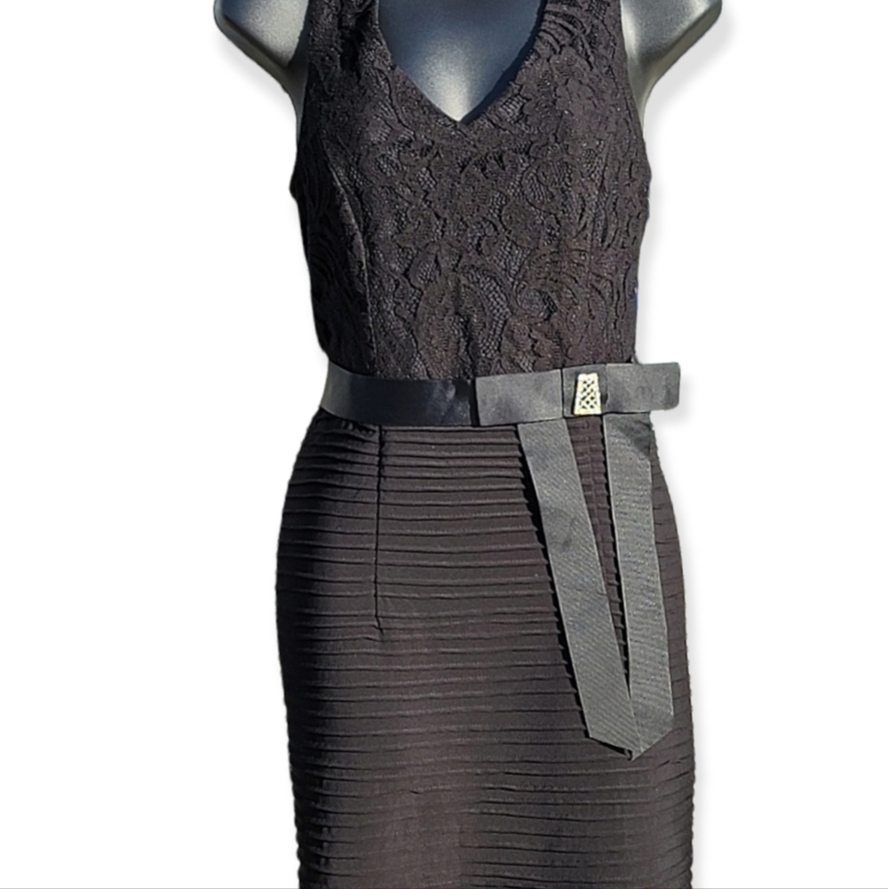Brand New Scarlett Cocktail Dress Black Lace Top MSRP $90 Womens Size 8.